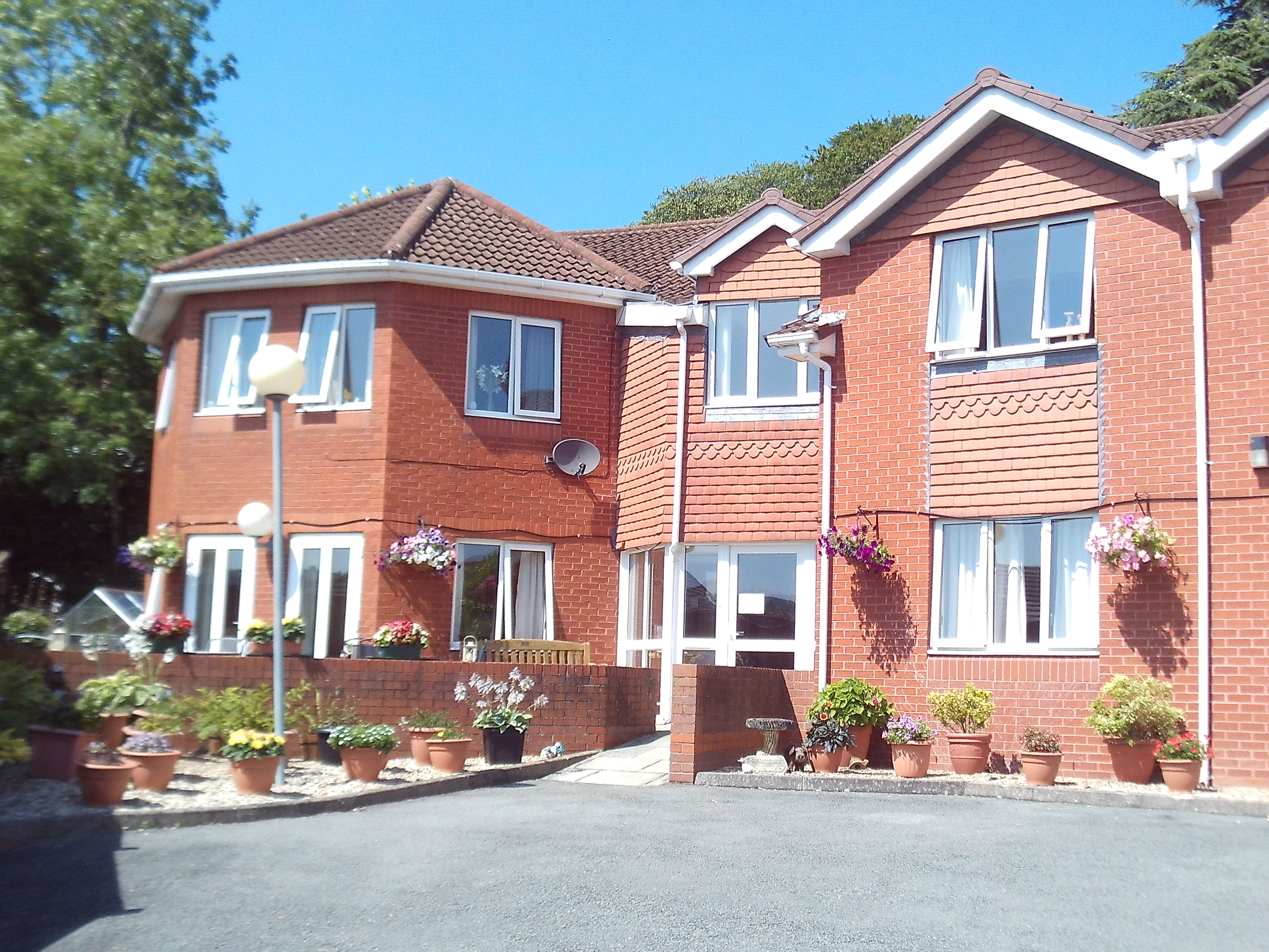 Abbeyfield House in Mold welcomes you