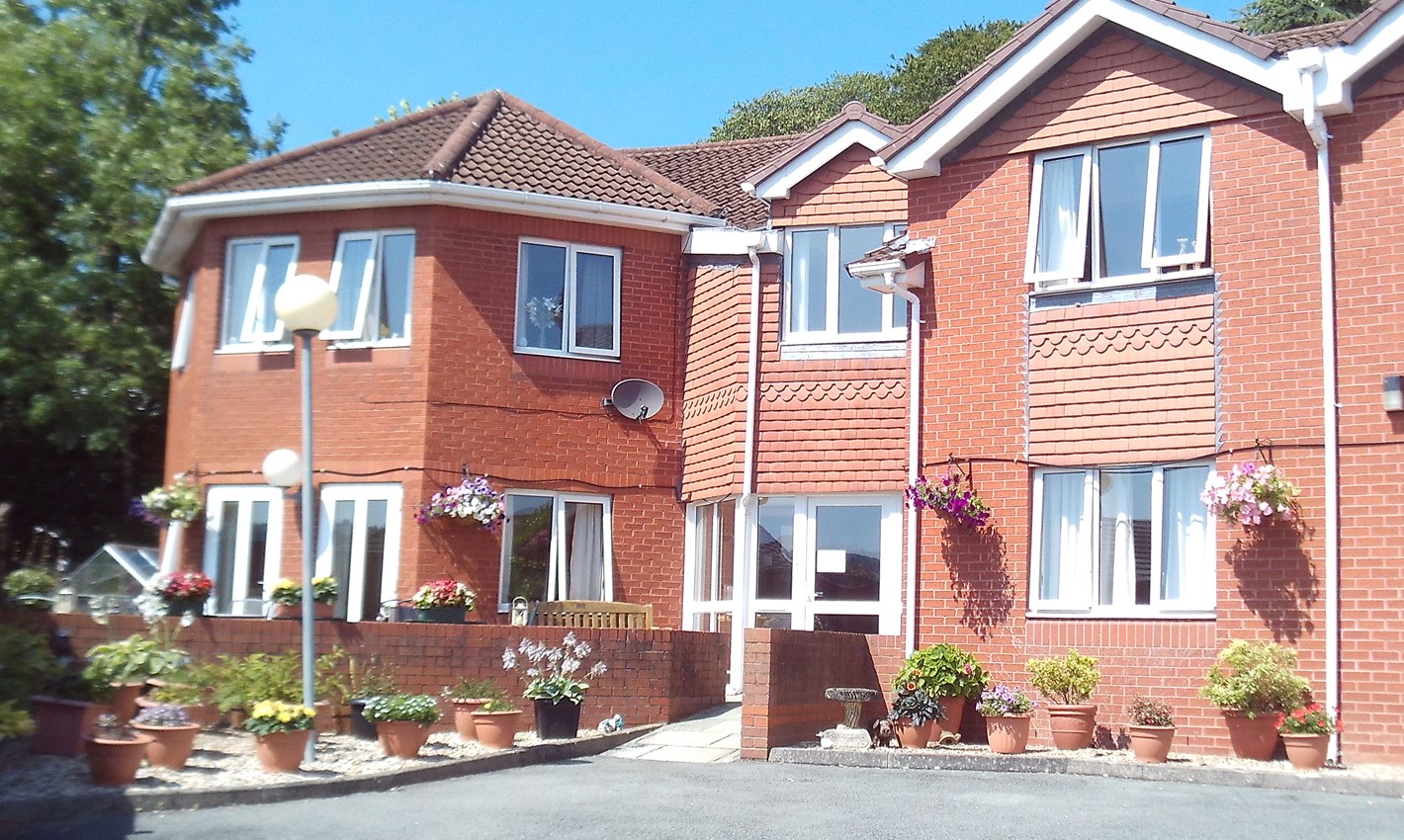 Supported (sheltered) Housing in Mold, Flintshire, Wales Abbeyfield